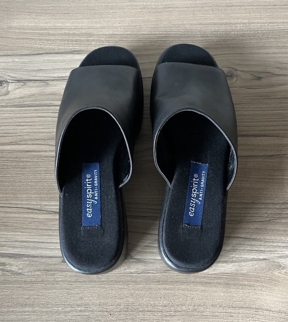 Easy Spirit Anti-Gravity Women’s Black Leather Slip On Comfort Sandal Shoe 8.5